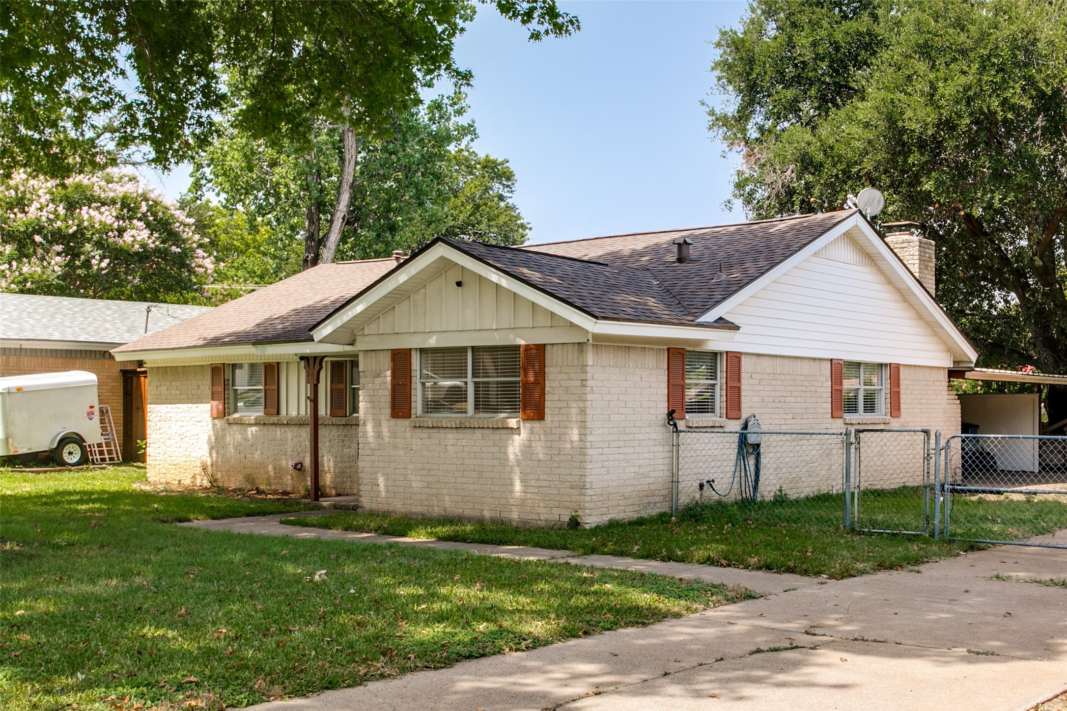 412 Franklin Drive, Euless, TX 76040 — photo 3