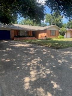 709 Valley View Drive — photo