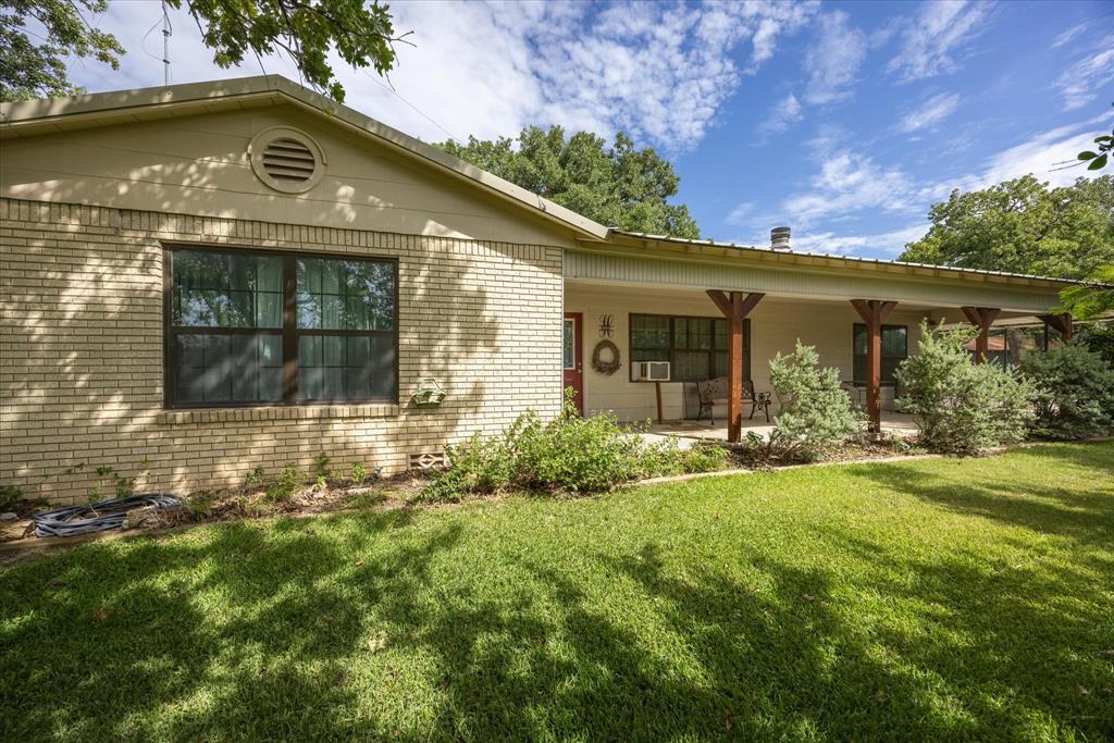 10202 S US Highway 377 — photo