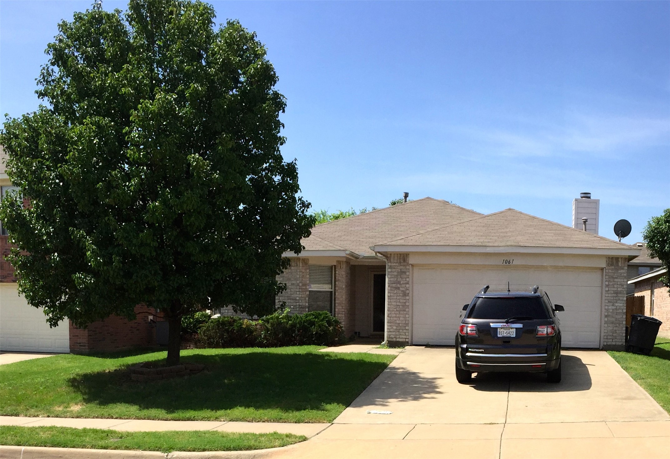1061 Silver Spur Lane — photo