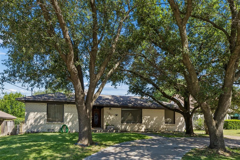8011 Eagle Trail — photo