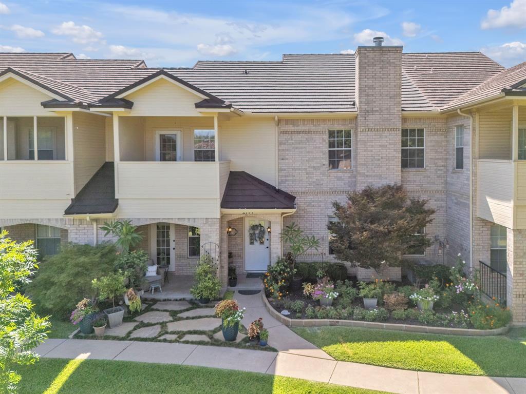 2144 Lakeforest Drive — photo