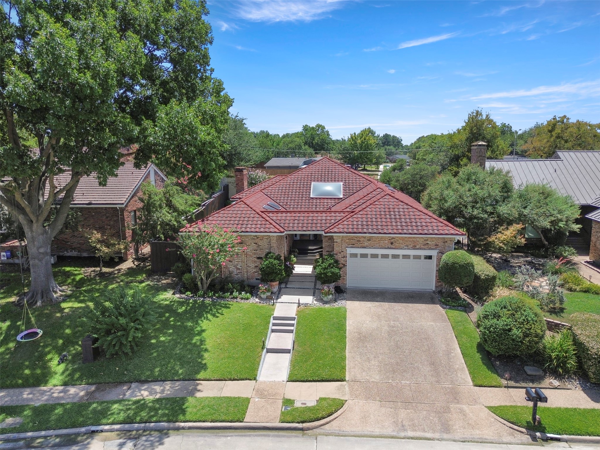 1500 Travis Circle S — photo