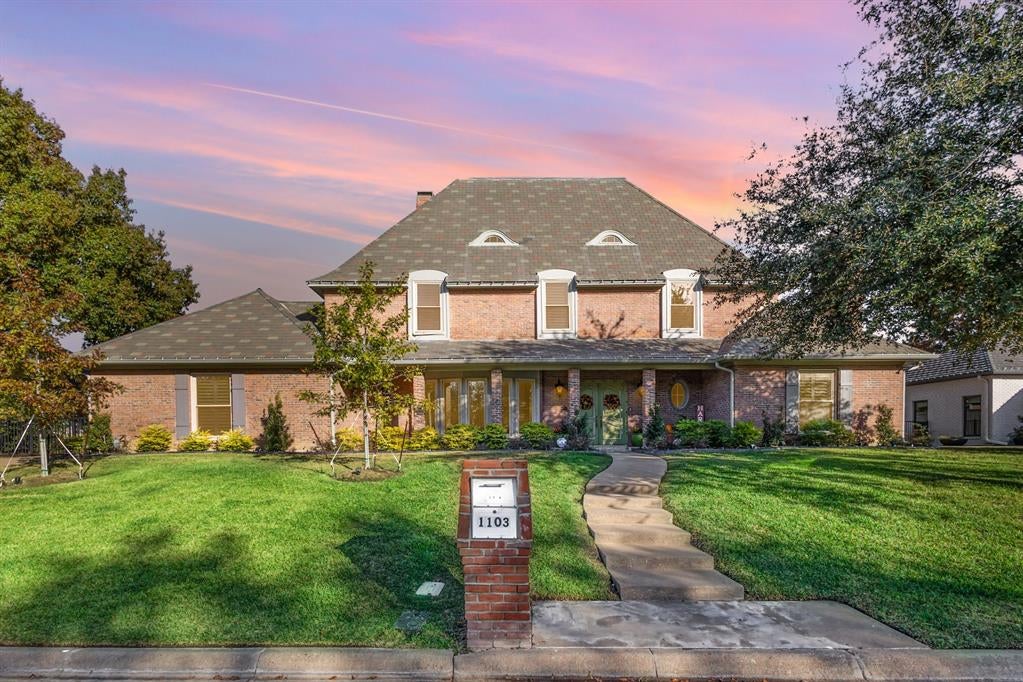1103 Findlay Drive — photo