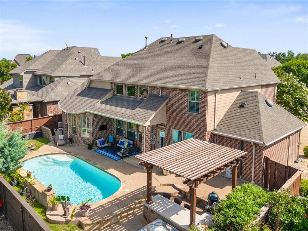 2749 Waverley Drive — photo