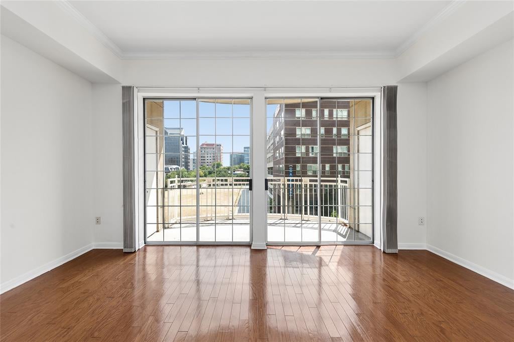 3225 Turtle Creek Boulevard 310 — photo