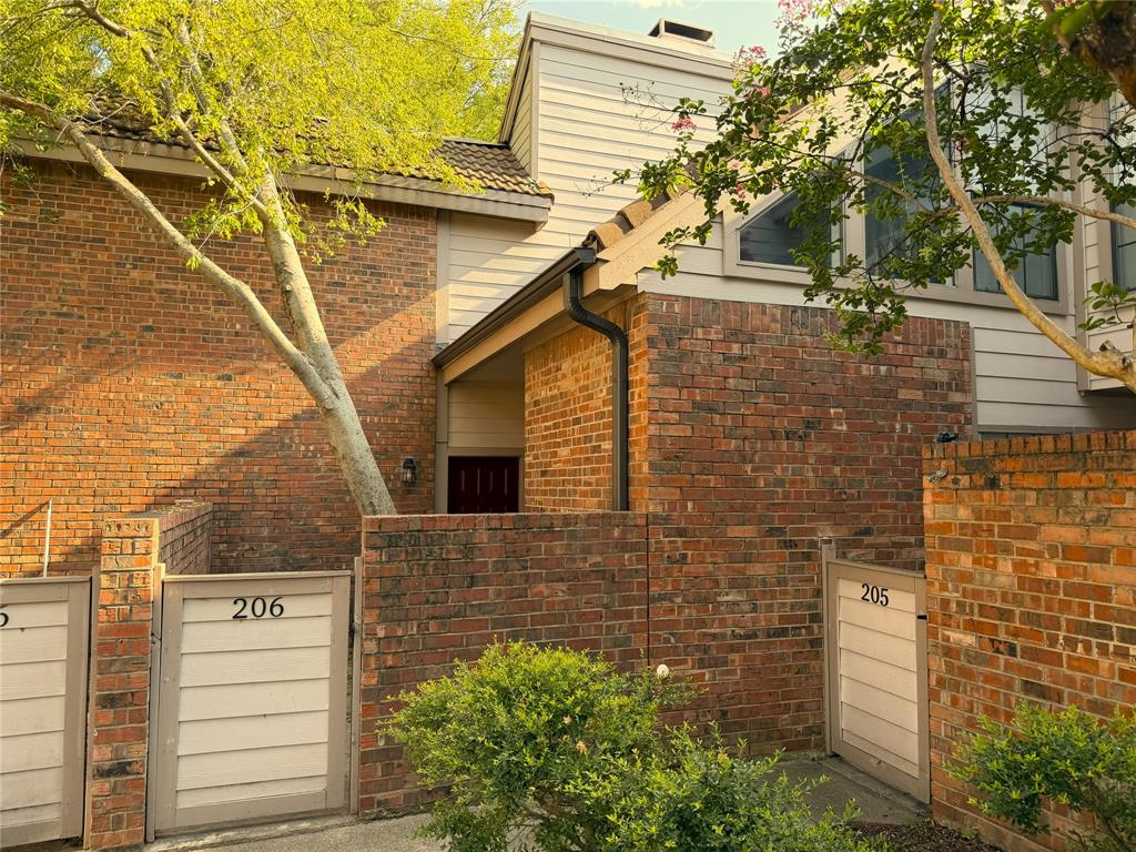 18240 Midway Road 206 — photo