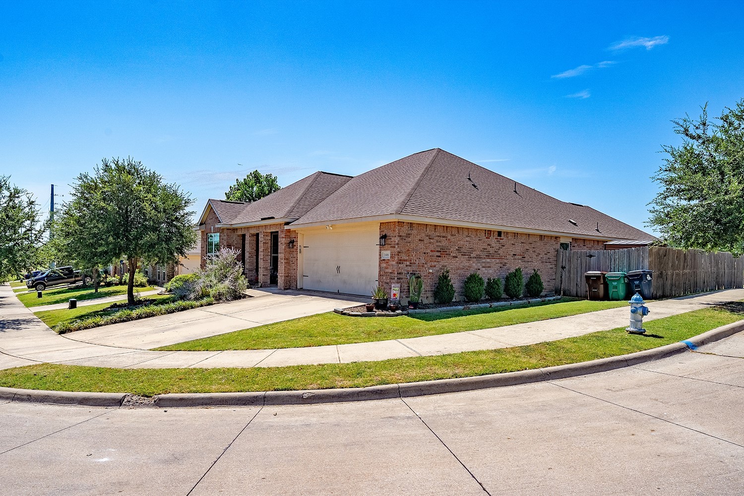 2416 Fall Leaf Court, Denton, TX 76209 — photo 3