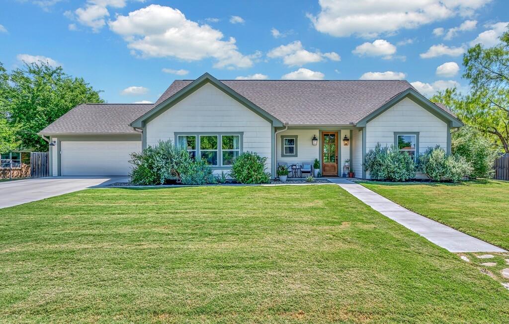 931 N Pecan Street — photo