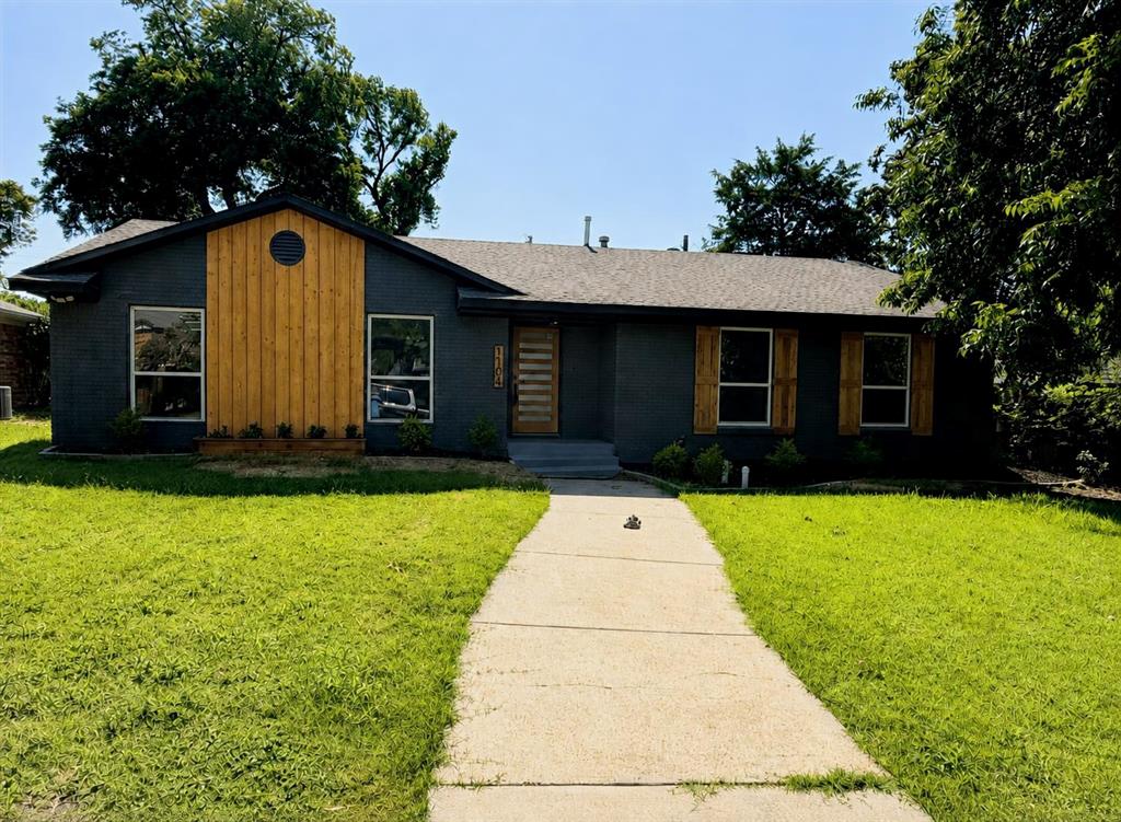 1104 Westwood Drive — photo
