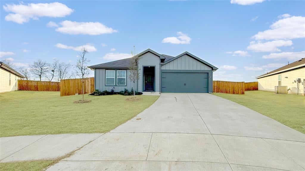 1310 Sideboard Drive — photo