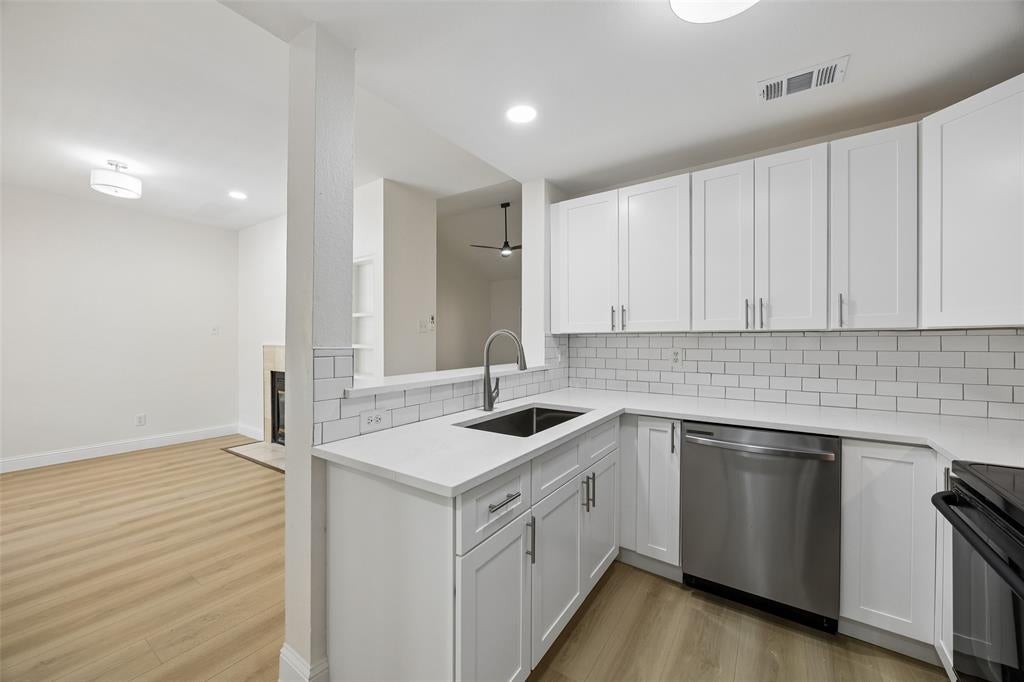 12660 Hillcrest Road 7205 — photo