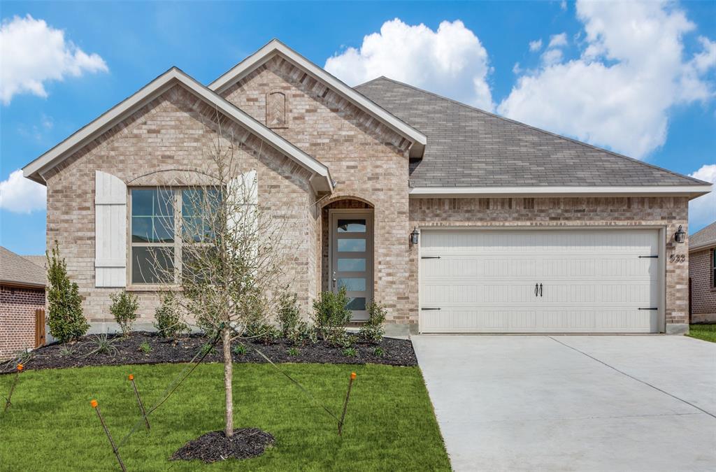 533 Hillcrest Circle — photo