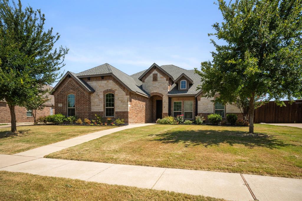134 Water Garden Drive — photo