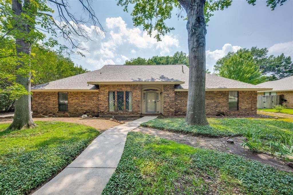 2144 Savannah Trail — photo