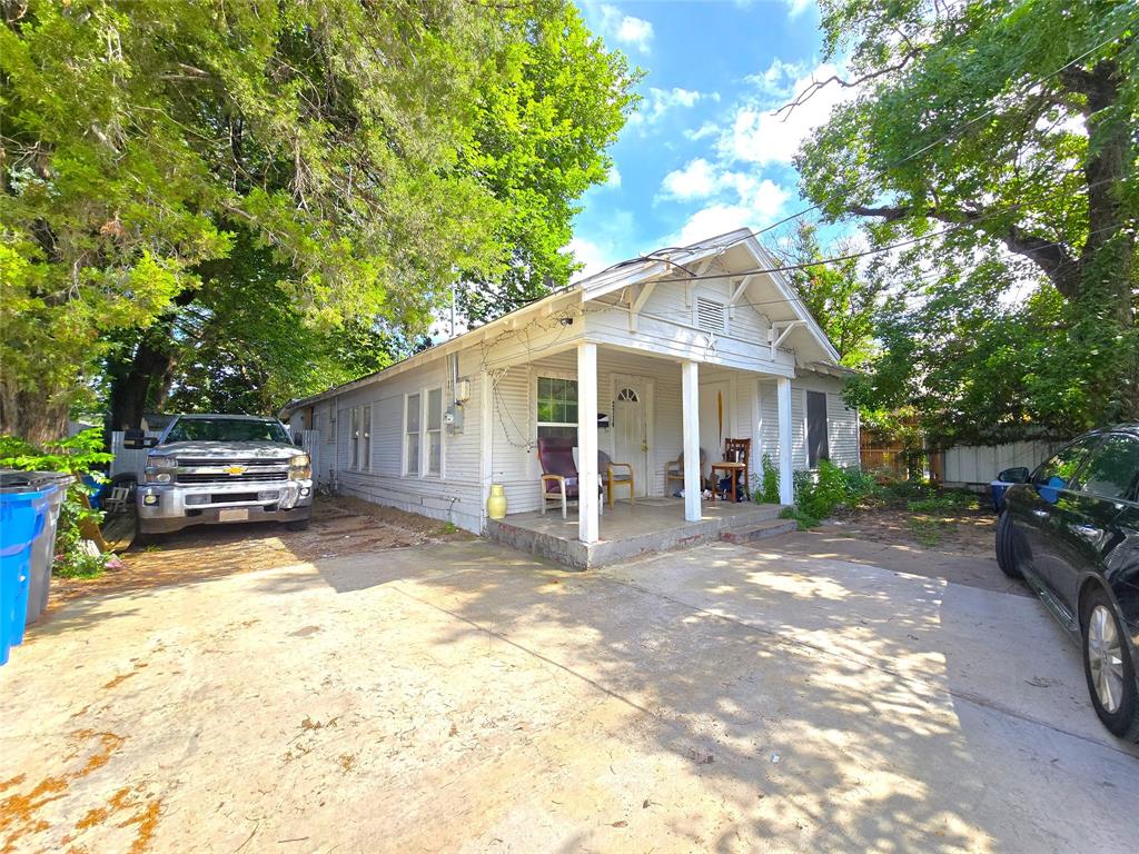 2714 Lenway Street — photo