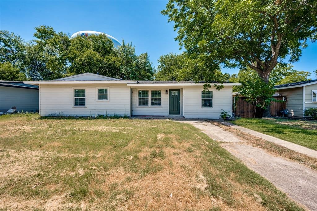 1102 E Lovers Lane — photo