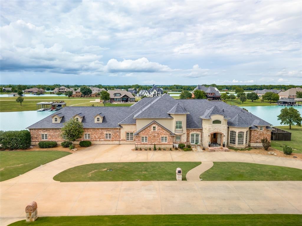 632 Calm Water Cove — photo