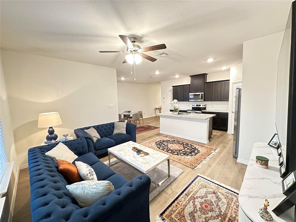 809 Lone Rock Drive — photo