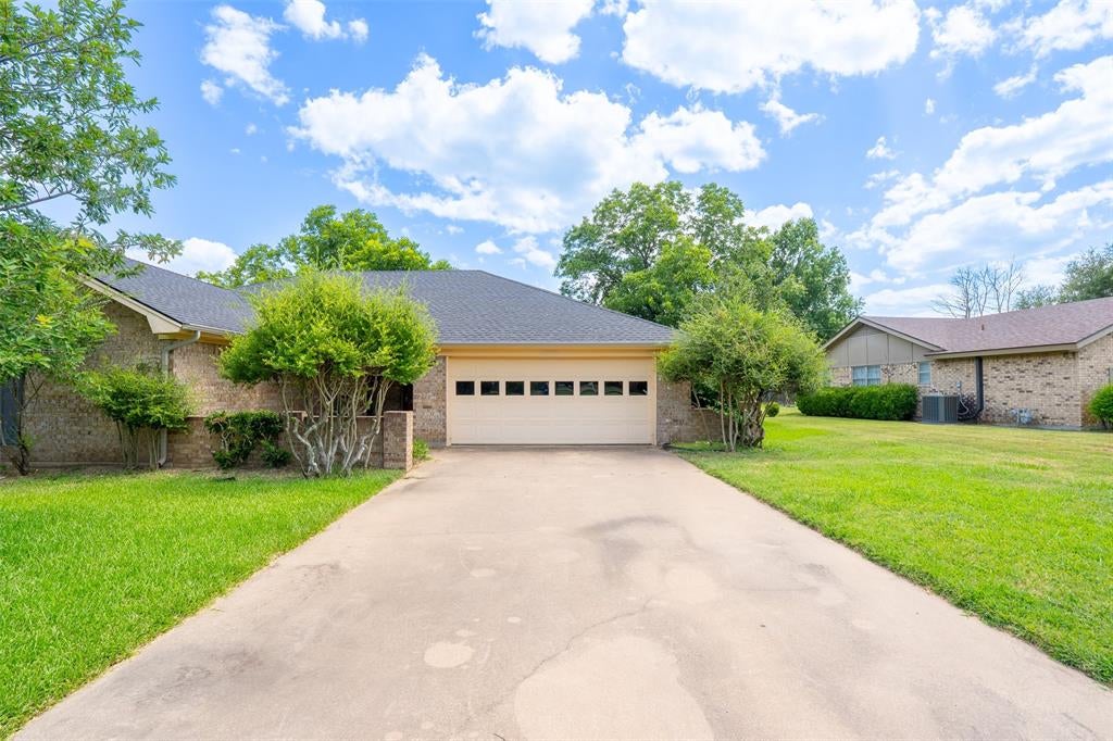 1501 Westhill Terrace — photo
