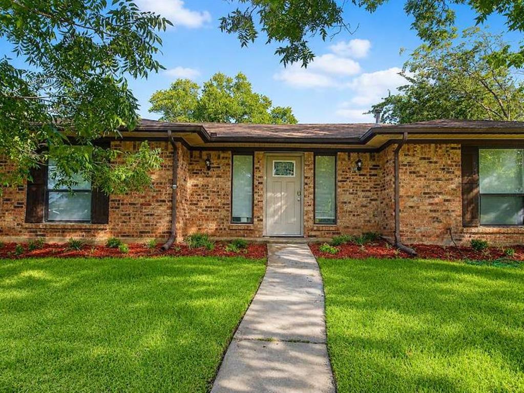 5209 Sarasota Drive — photo