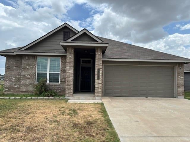 4053 Centerfire Road — photo