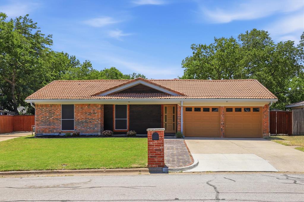 2237 Shady Brook Drive — photo