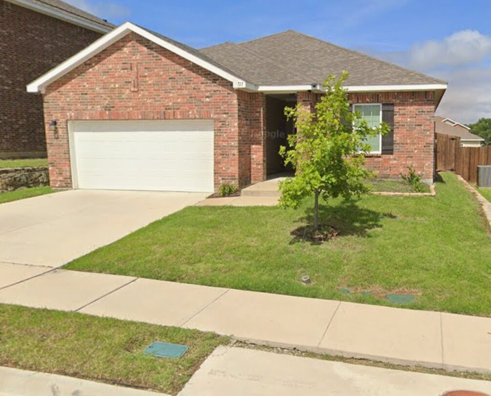711 Camden Drive — photo