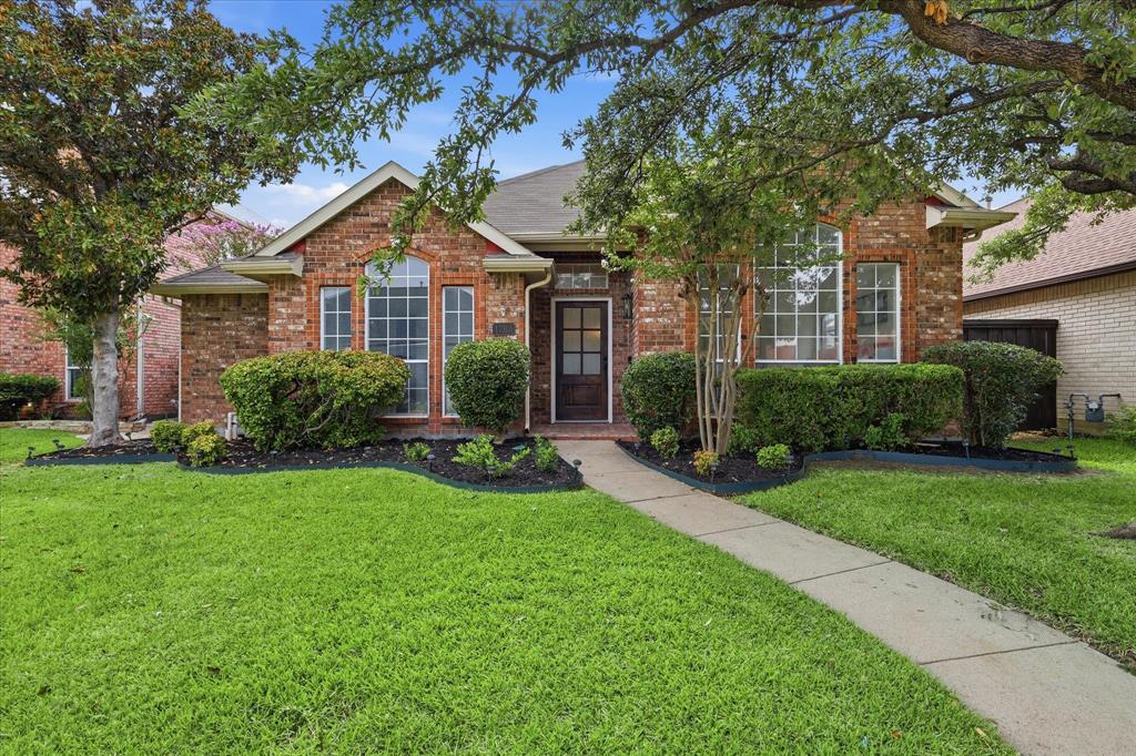 1760 Blackstone Drive — photo