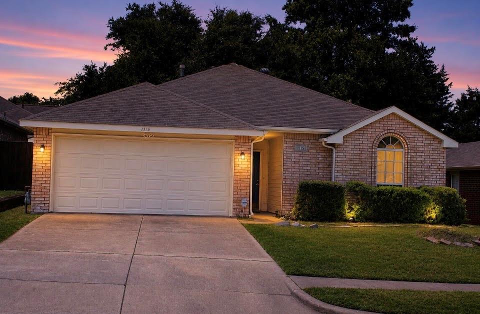 1115 Parker Court — photo