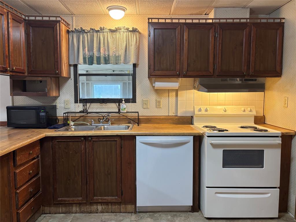 6955 Alvin York Lane — photo