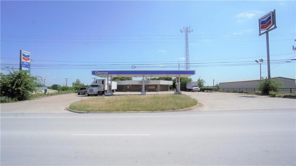 12235 Camp Bowie West Boulevard — photo