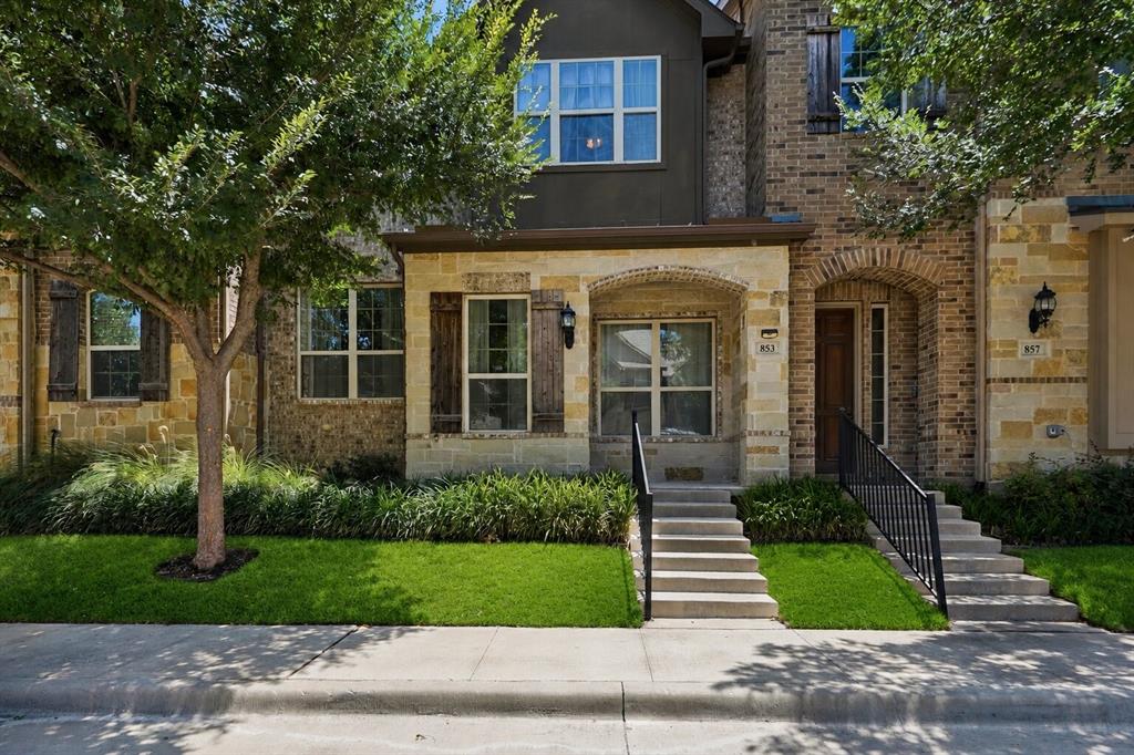 853 Rohan Drive — photo