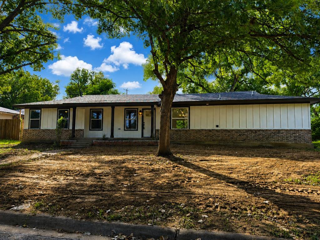 721 Norwood Drive — photo