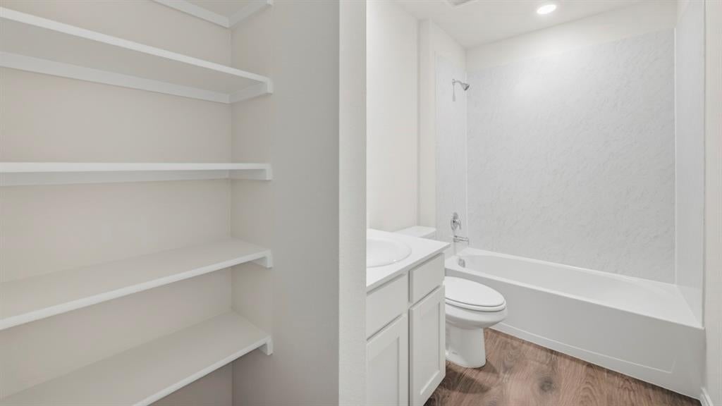 3274 Spaulding Drive — photo