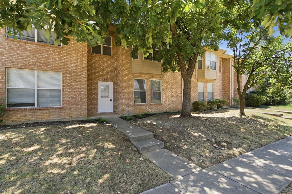 1504 Barbara Drive — photo