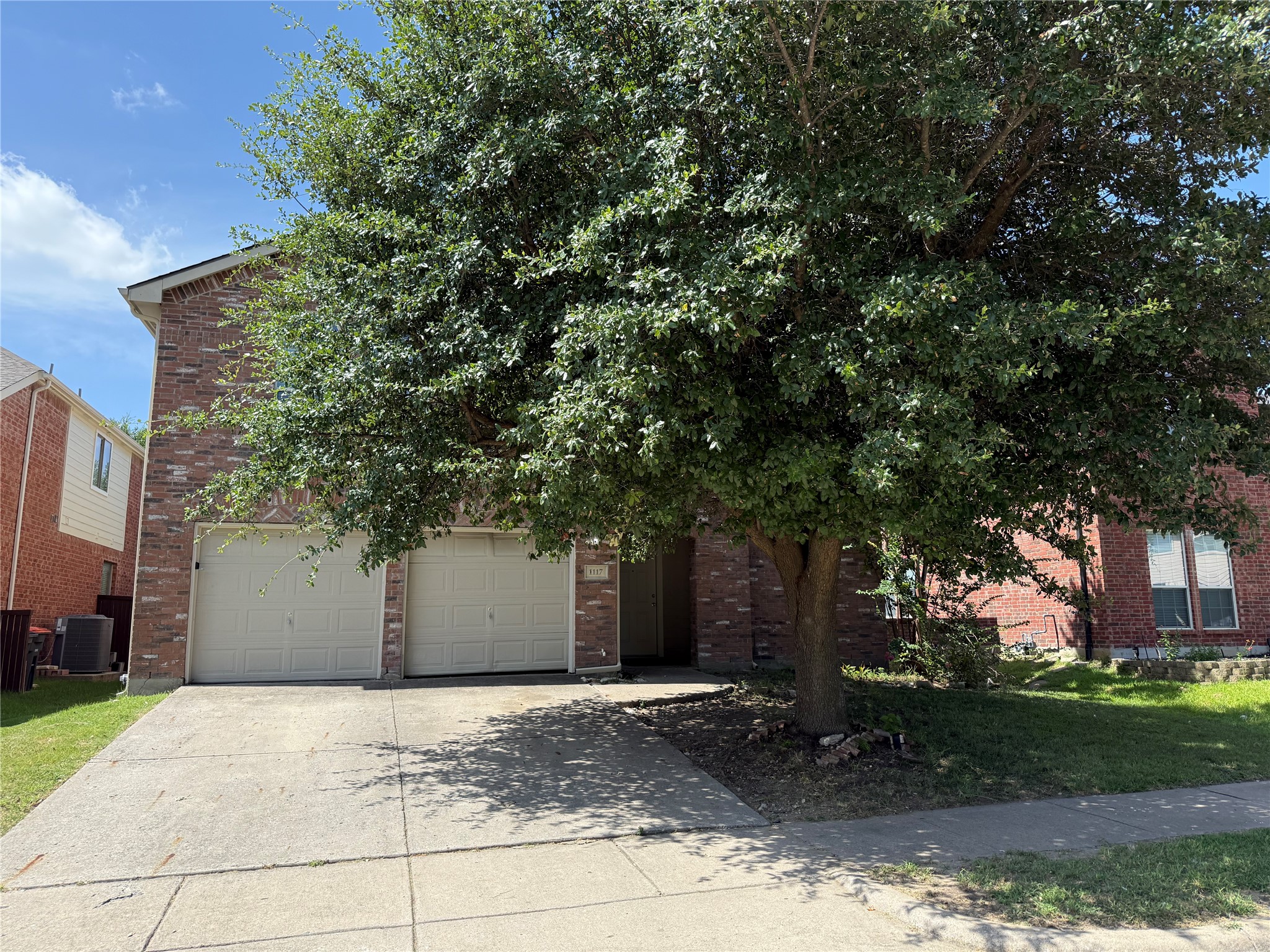 1117 Acacia Drive — photo