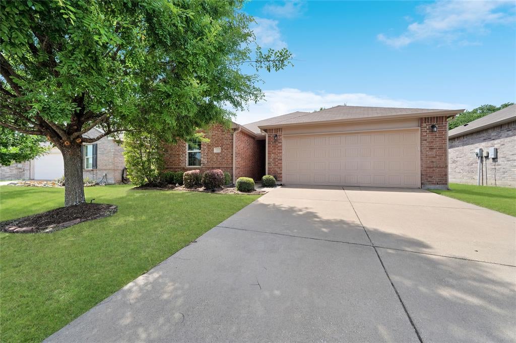 111 Tanglewood Drive — photo