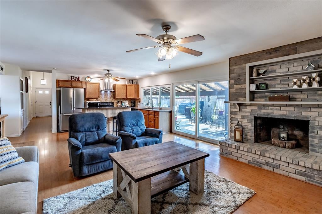 1204 Warwick Drive — photo