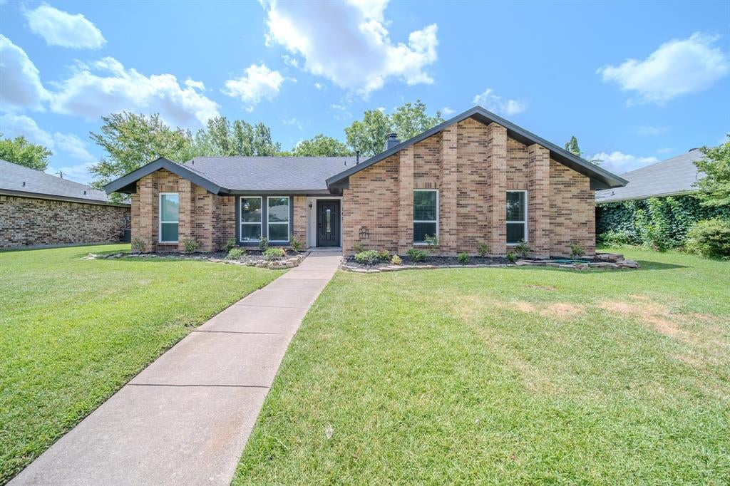 142 Ridgegate Drive — photo