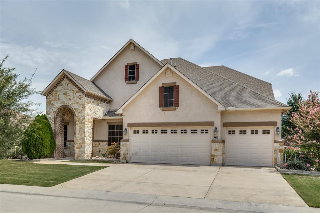 9805 Ironwood Drive — photo