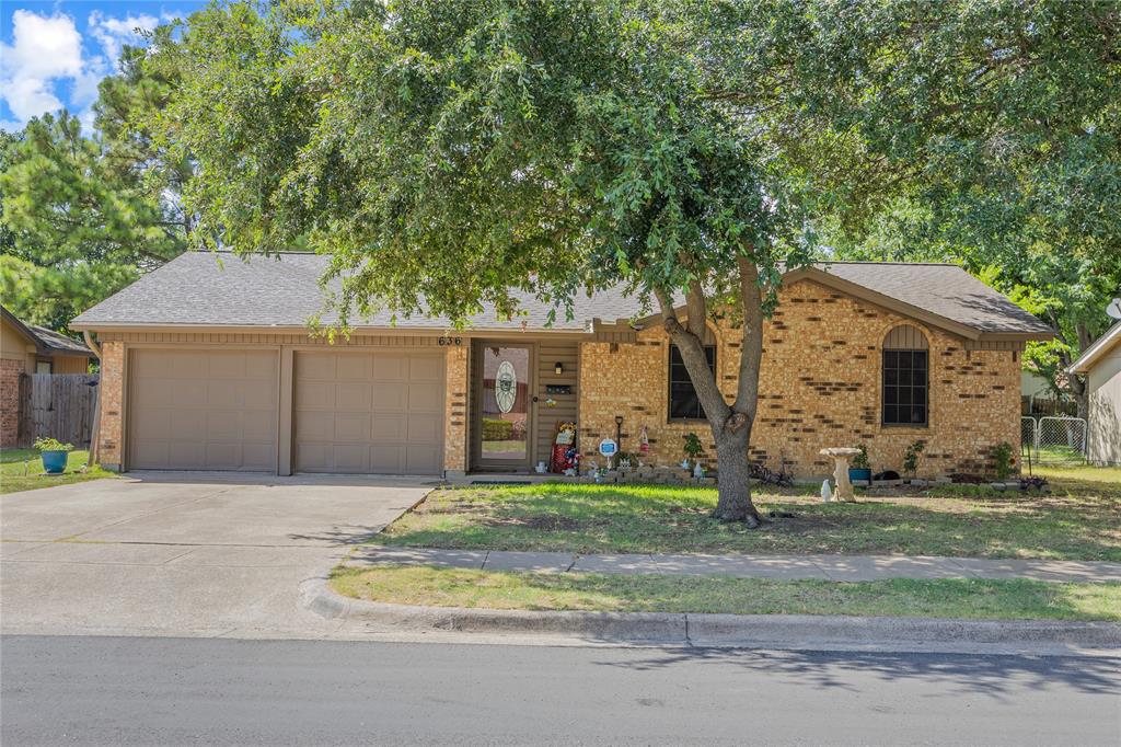 636 Sue Ann Lane — photo