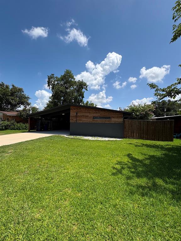 3609 Seguin Drive — photo