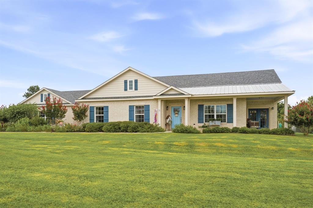 131 Whispering Winds Drive — photo