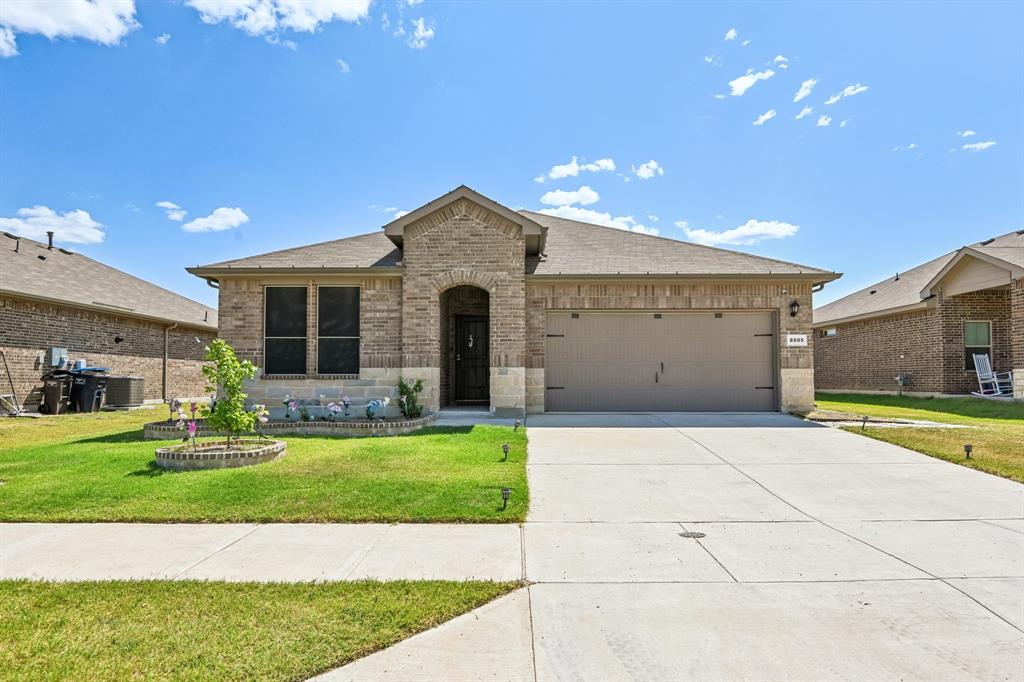 8505 High Hill Drive — photo