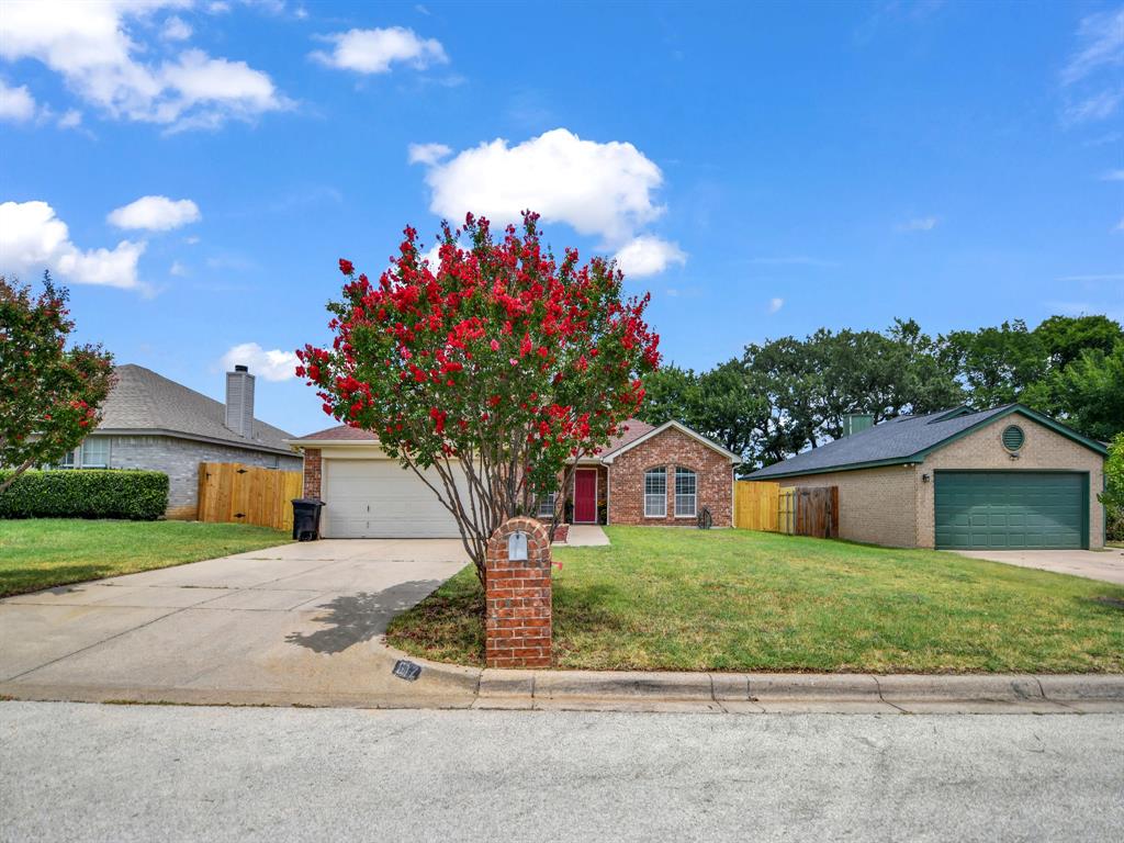 617 Oak View Court — photo