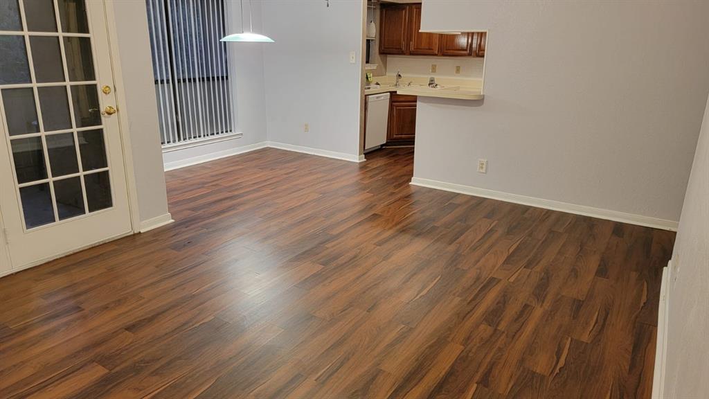 2103 Friendly Drive 3222 — photo