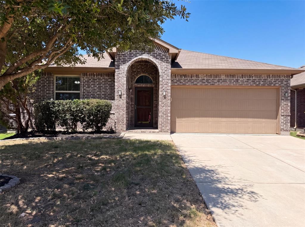 1108 Edgewater Drive — photo