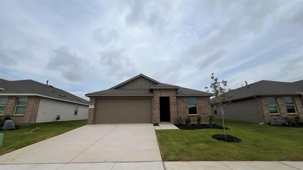 529 Babbling Brook Drive — photo