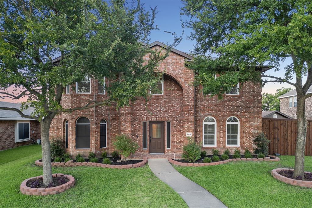 753 Summerfield Drive — photo